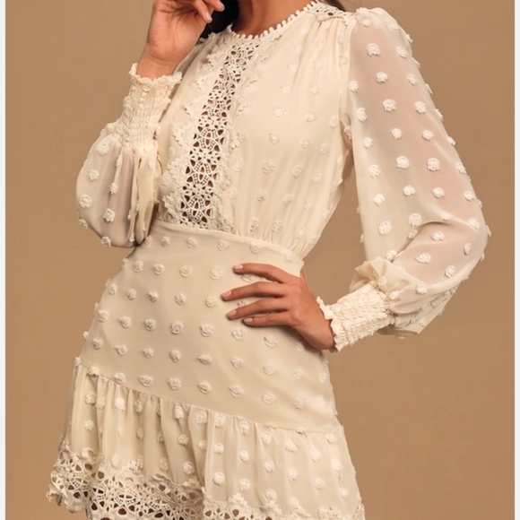 Lulus Dresses & Skirts - NWT Lulus Chic Cream Dress Size S